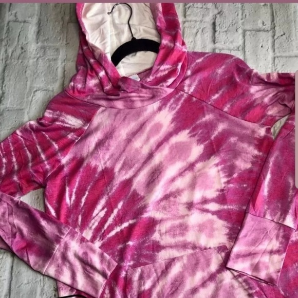 LuLaRoe Tops - LuLaRoe Breast Cancer Awareness Amber Pink Tie Dye M
